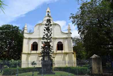 francis church cochin